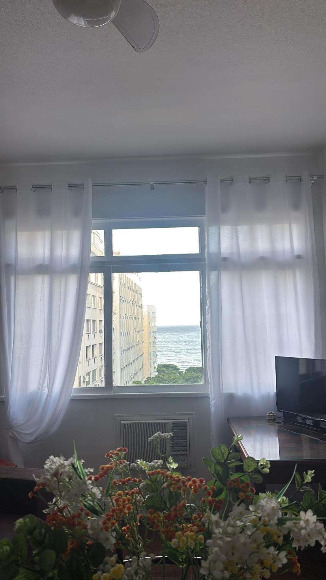 Apartamento 2 Bedroom With Copacabana View