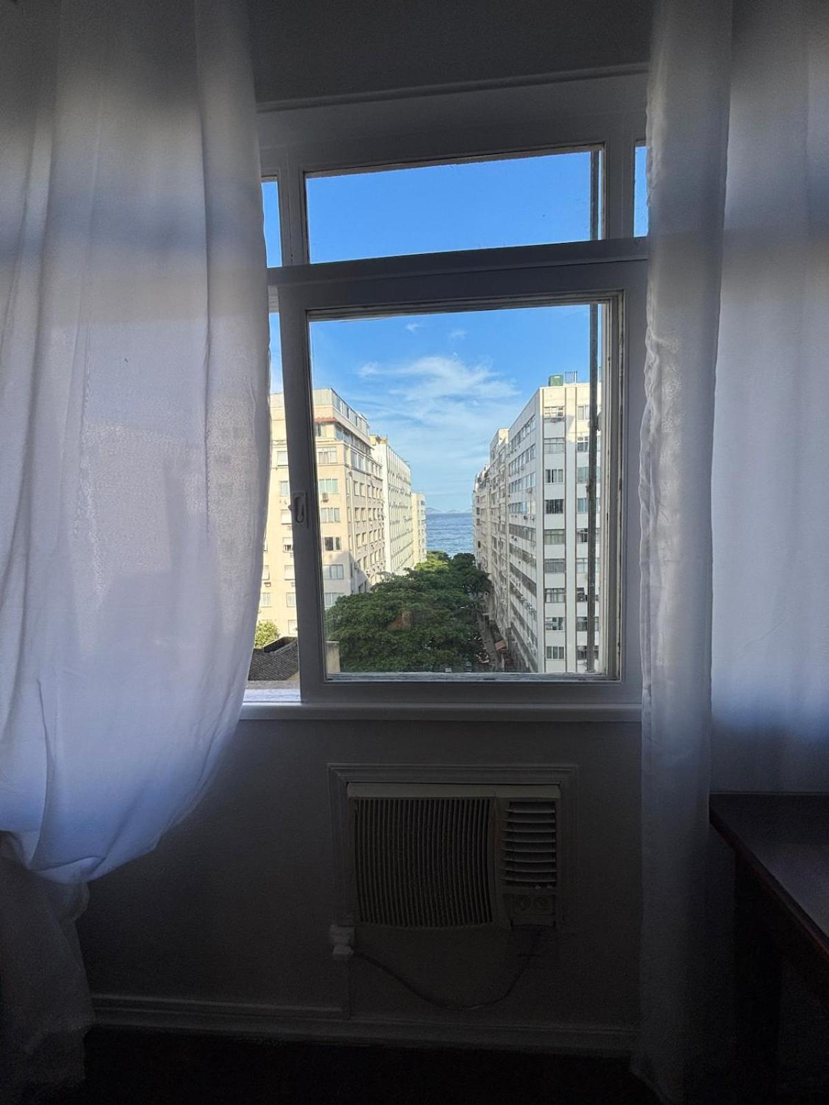 2 Bedroom With Copacabana View * Rio de Janeiro