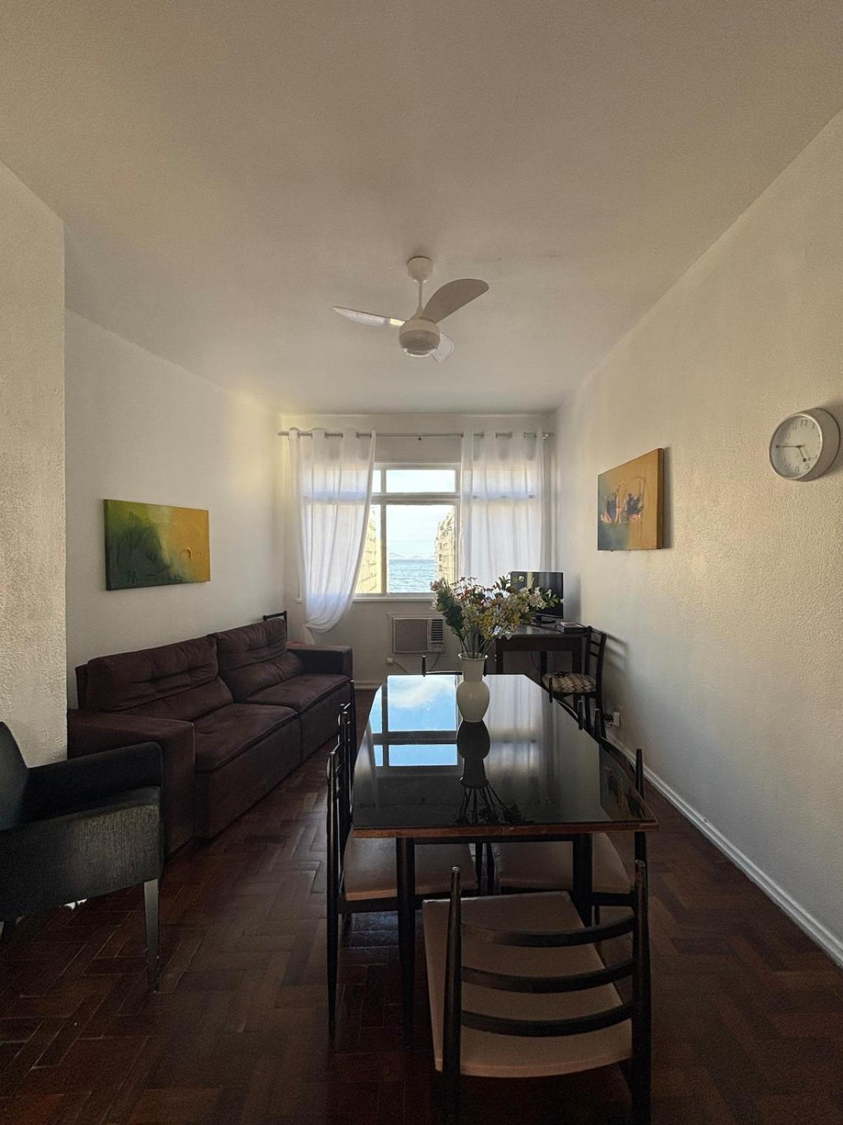 2 Bedroom With Copacabana View * Rio de Janeiro